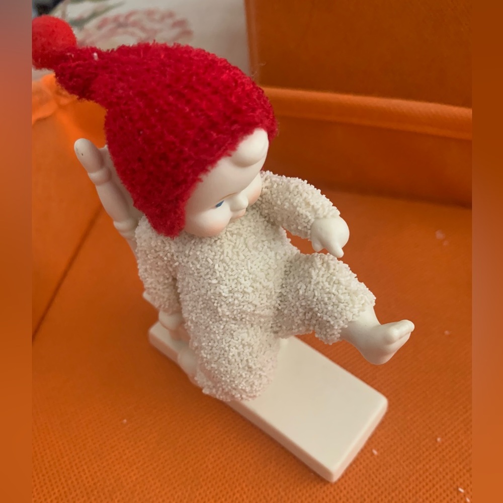 Snowbabies Department 56 “Baby Needs New Shoes” Figurine